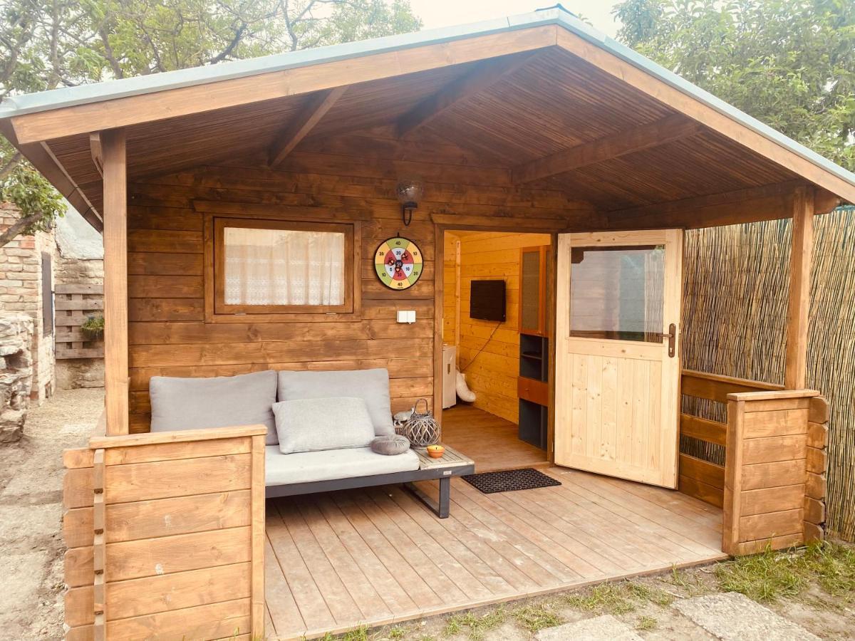 Chatky Daniel-Mikulov, A Private Campsite Just For You Buitenkant foto